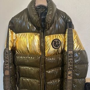 Avenue George V Paris puffy jacket Size 3XL.